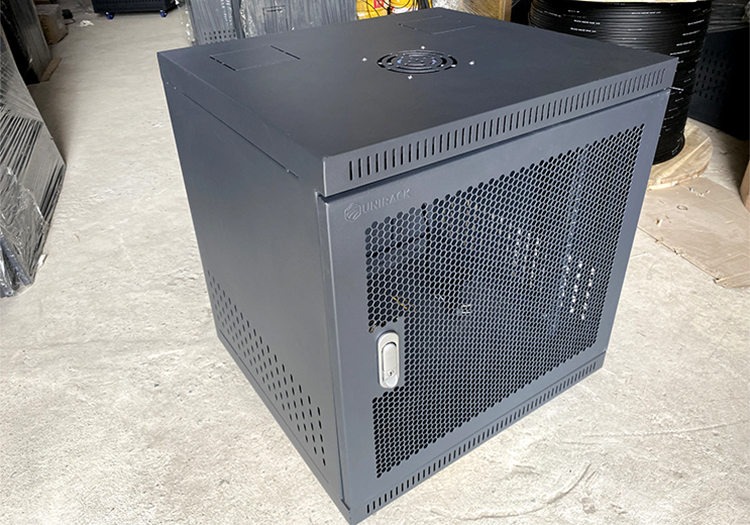 Tủ rack 10U D500 treo tường